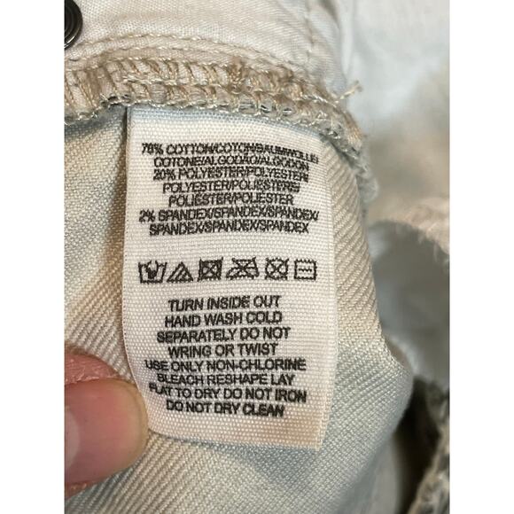 Free People capri pants off white with black design women’s size
31‎ waist - Picture 4 of 5